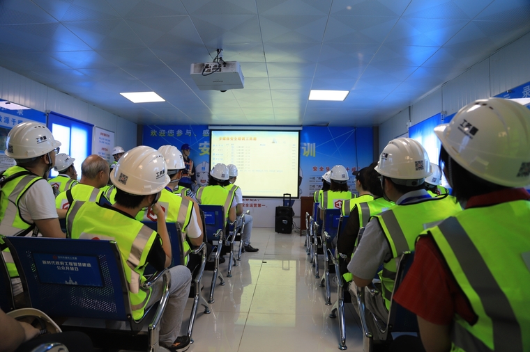 深圳市建筑工務(wù)署舉辦新時(shí)代政府工程智慧建造公眾開(kāi)放日活動(dòng)_3